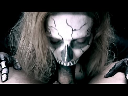 ❤️ Demonska djevojka siše kurac svojim crnim ustima i guta spermu. ❤️ Porno video u pornografiji bs.analytik24.ru