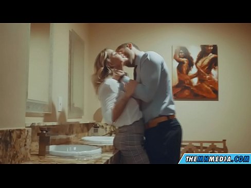 ❤️ Kad te prsata plavuša zavede u javnom toaletu ❤️ Porno video u pornografiji bs.analytik24.ru